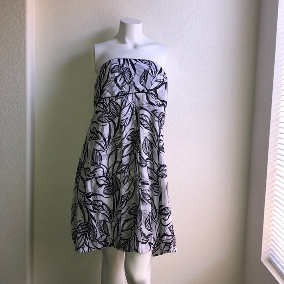 White House Black Market Strapless Dress Size 14